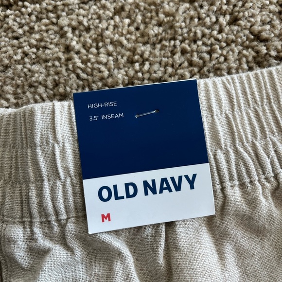 Old Navy: Salmon and khaki linen shorts - Picture 8 of 10